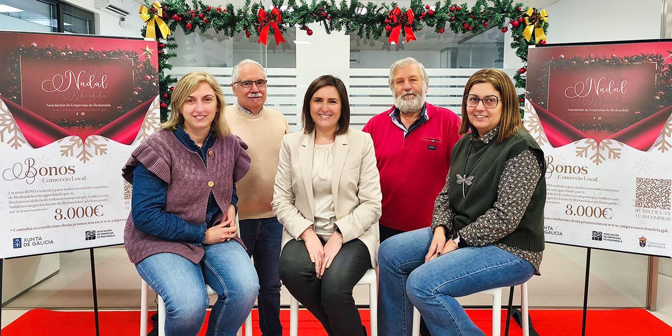 A XUNTA DIRECTIVA DA ASOCIACIÓN DE EMPRESAS DE REDONDELA ANUNCIA QUE A SÚA CAMPAÑA DE NADAL ESTARÁ CENTRADA EN ACCIÓNS PARA GARANTIR A ACCESIBILIDADE AO CENTRO COMERCIAL ABERTO, MEDIANTE A DISTRIBUCIÓN DE BONOS DE APARCADOIRO GRATUÍTOS.
